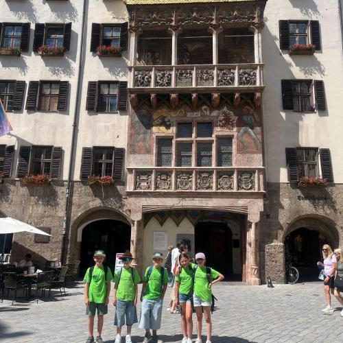 vor dem goldenen Dachl